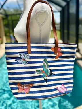 Bueno Embroidered Butterfly Tote
